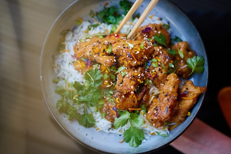 Pressure Cooking Recipe - Instant Pot Chicken Wings with Coriander Rice